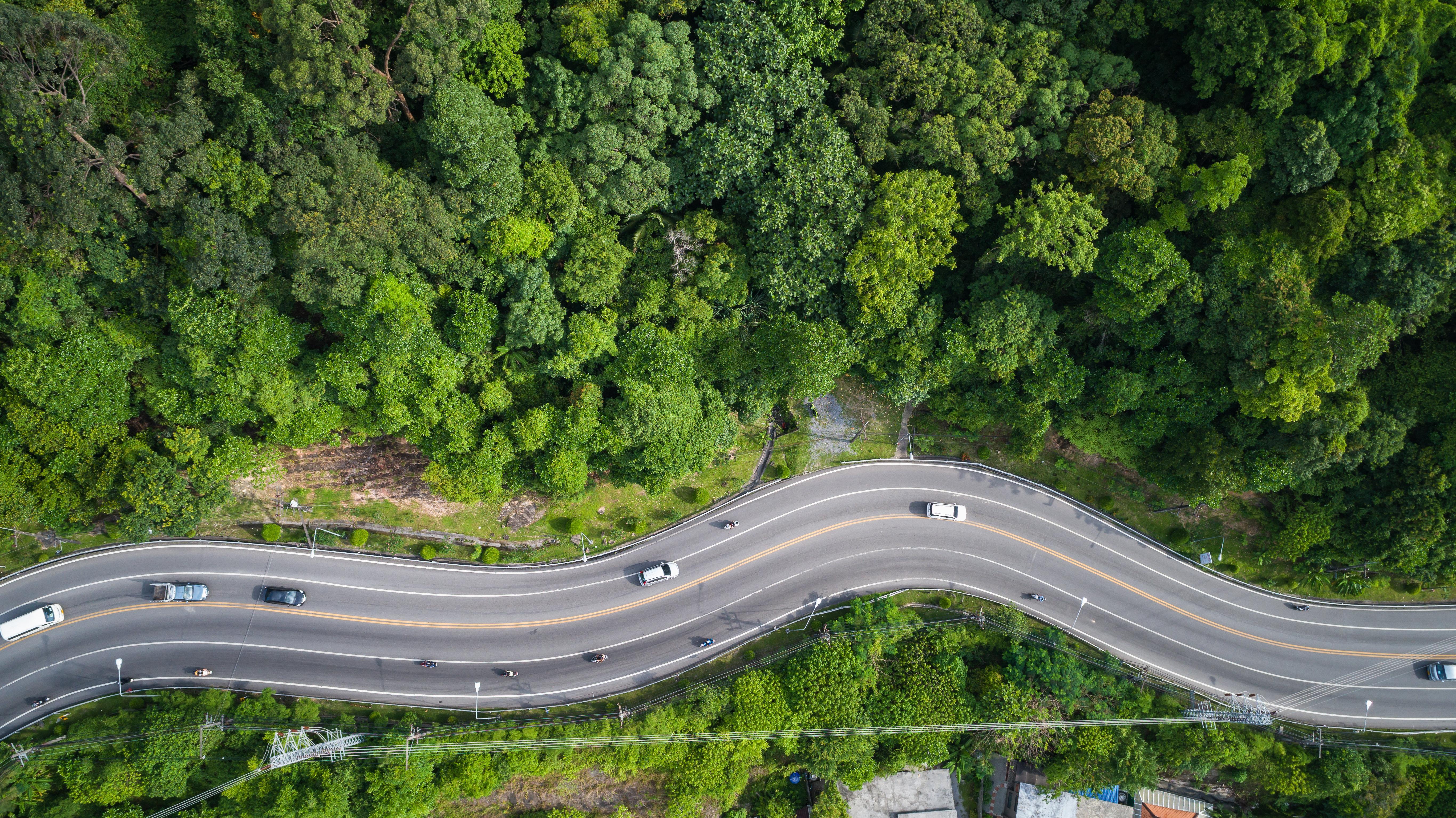 ホテル インディゴ プーケット パトン エクステリア 写真 Aerial view of the highway