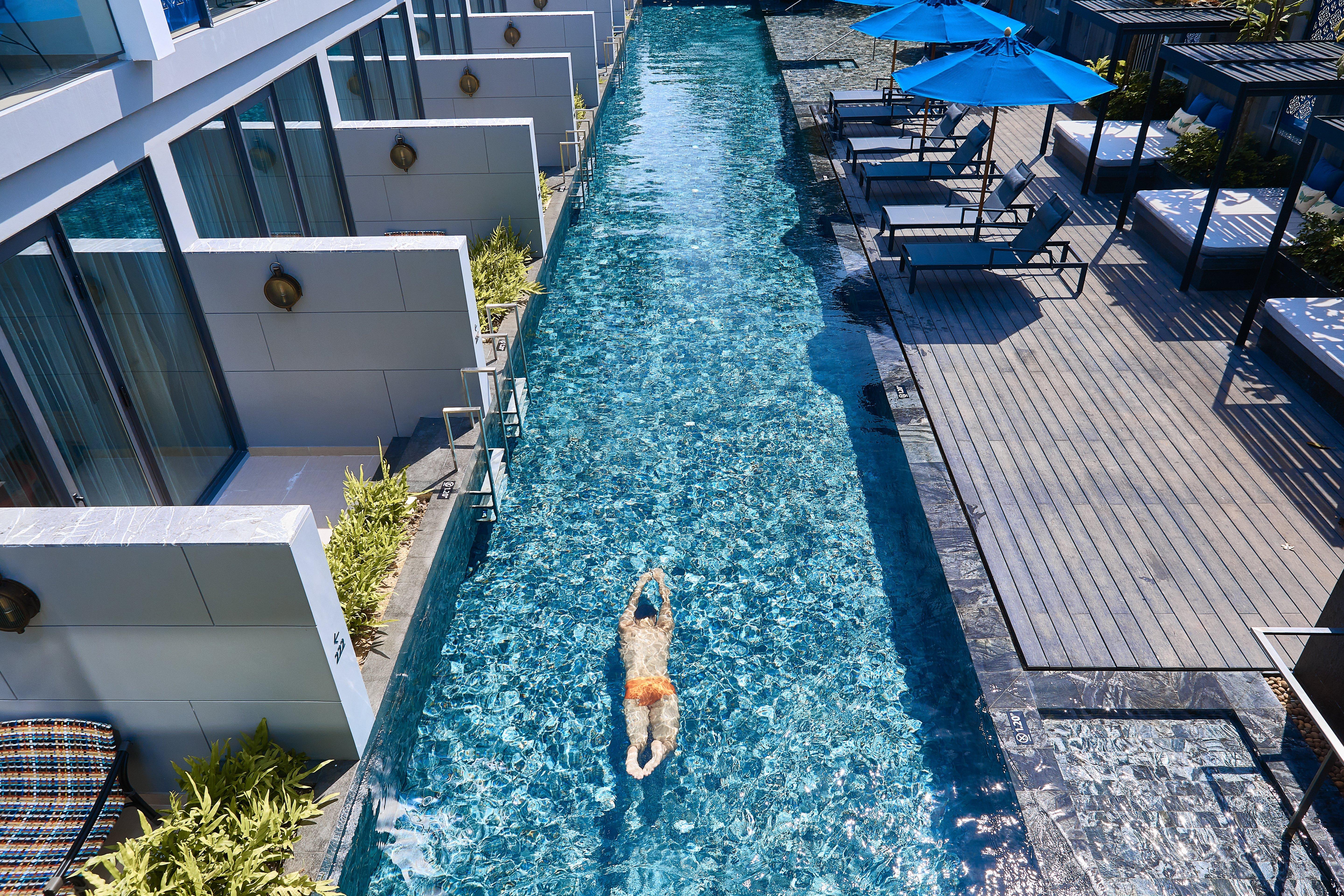 ホテル インディゴ プーケット パトン エクステリア 写真 A lap pool