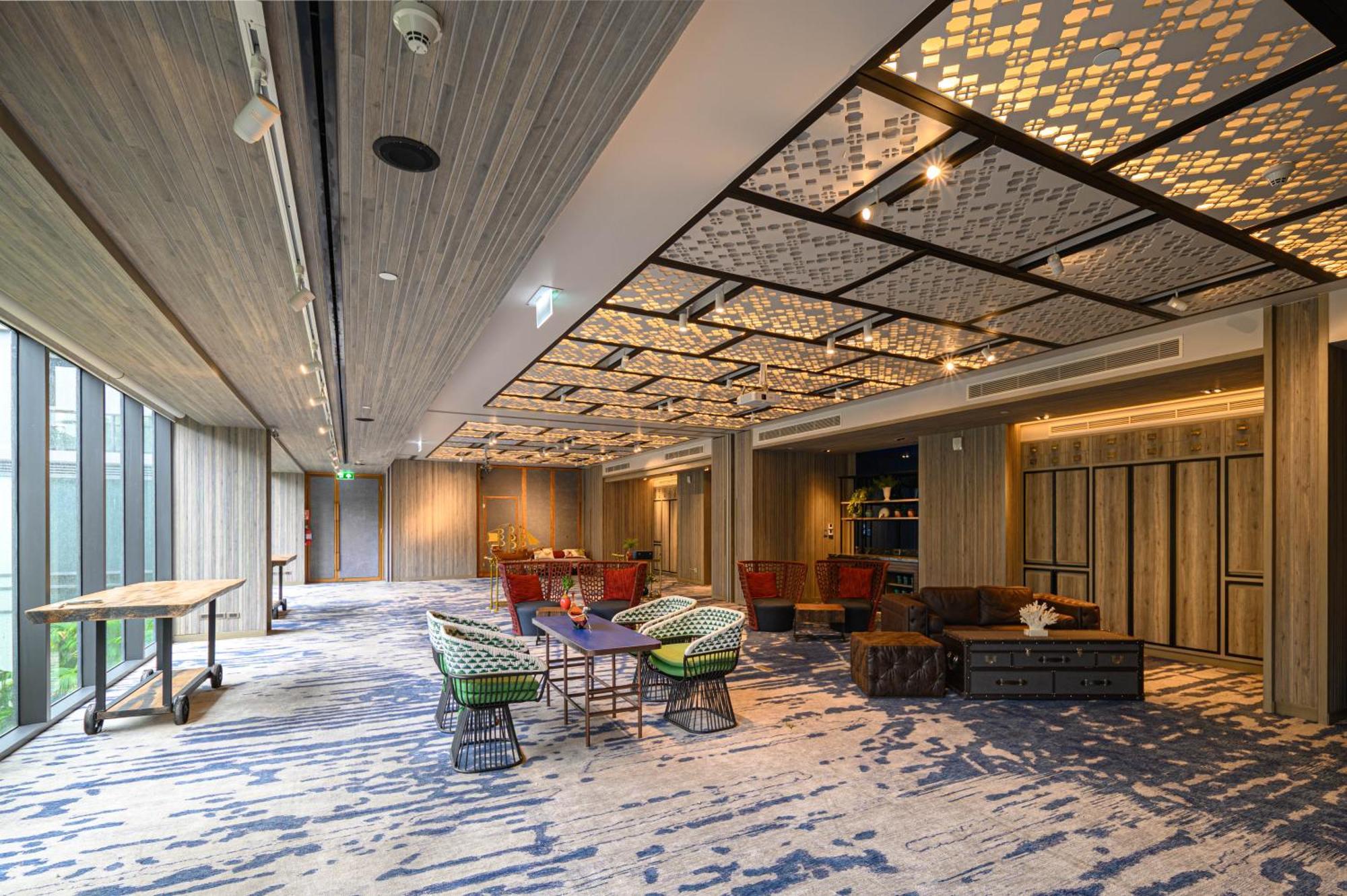 ホテル インディゴ プーケット パトン エクステリア 写真 The interior of the hotel
